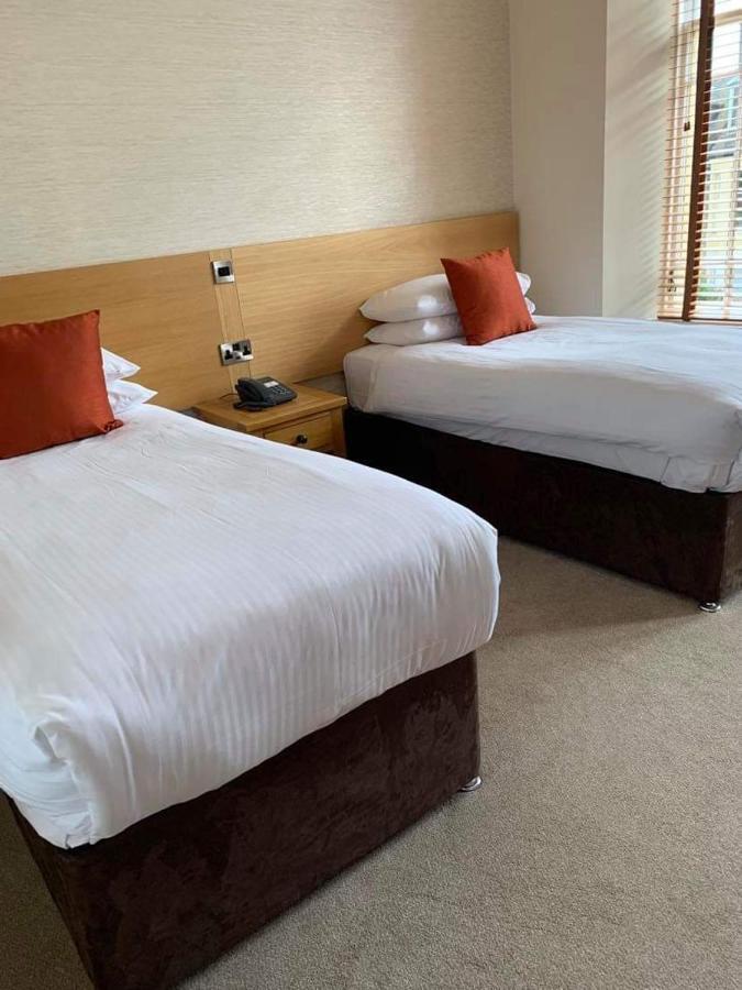 Victoria Hotel Kirkcaldy Eksteriør billede