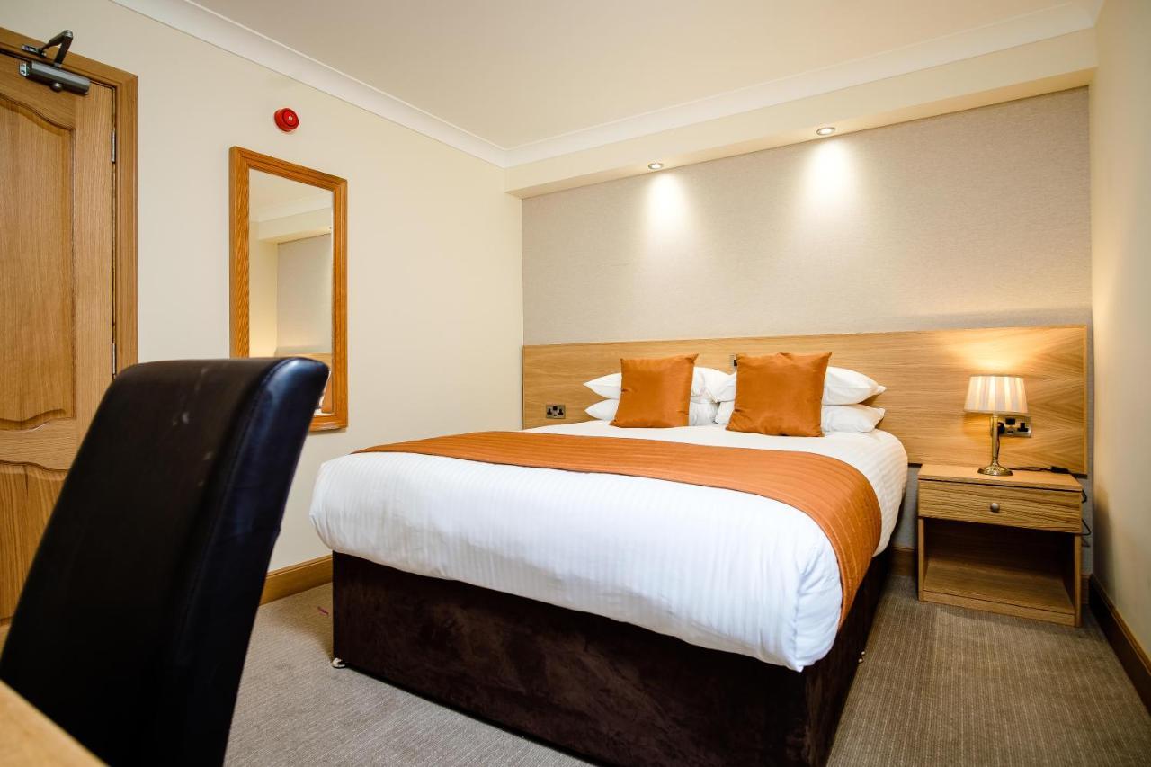 Victoria Hotel Kirkcaldy Eksteriør billede